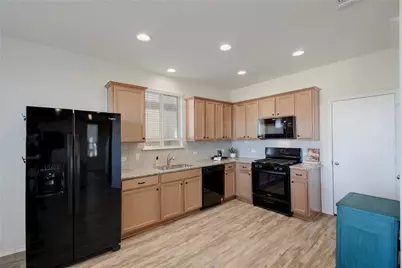 218 Cascata Way, Liberty Hill, TX 78642 - Photo 6