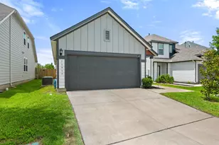 11917 Cimaizon Dr, Austin, TX 78725 - Photo 2