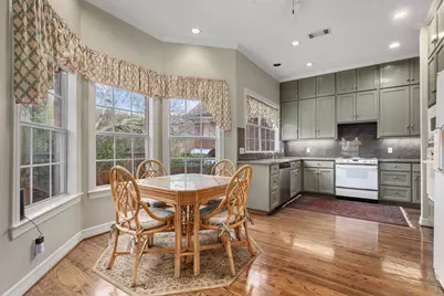 2716 Hillview Green Lane, Austin, TX 78703 - Photo 2