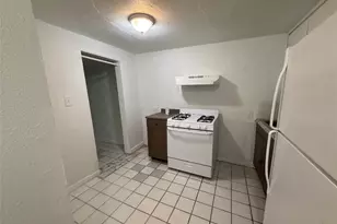 220 Stratford Ct, San Antonio, TX 78223 - Photo 16