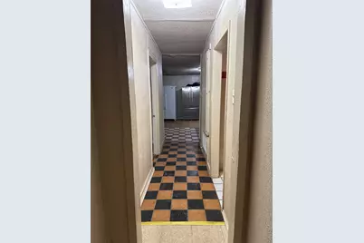 220 Stratford Court, San Antonio, TX 78223 - Photo 4