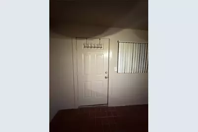 220 Stratford Court, San Antonio, TX 78223 - Photo 2