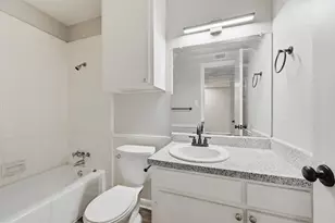 620 W 51st St, Austin, TX 78751 - Photo 8