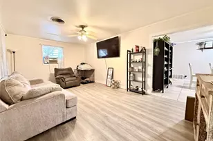 313 E Walker Ave, Temple, TX 76501 - Photo 4