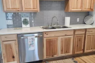 103 N Rhomberg St, Burnet, TX 78611 - Photo 8
