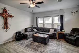 205 Driftwood Ln, Bastrop, TX 78602 - Photo 8