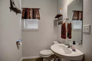 205 Driftwood Ln, Bastrop, TX 78602 - Photo 34