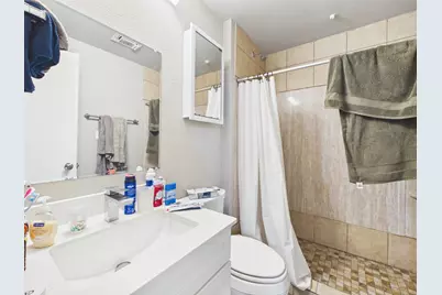 911 W 22nd Street #404, Austin, TX 78705 - Photo 6