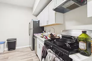 911 W 22nd St, Austin, TX 78705 - Photo 1