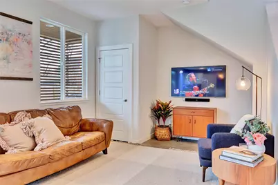 919 E 51st Street #B, Austin, TX 78751 - Photo 8