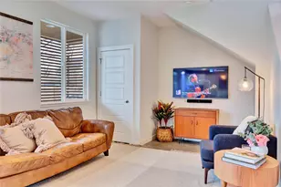 919 E 51st St, Austin, TX 78751 - Photo 8