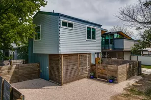 919 E 51st St, Austin, TX 78751 - Photo 2