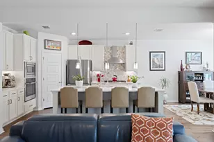 210 Raptor Beak Wy, Cedar Creek, TX 78612 - Photo 6