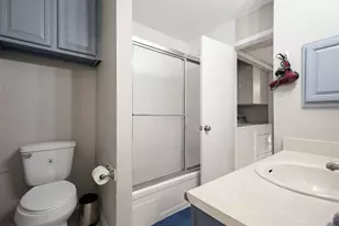 806 W 24th St, Austin, TX 78705 - Photo 10