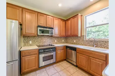 11704 Emerald Falls Drive, Austin, TX 78738 - Photo 2