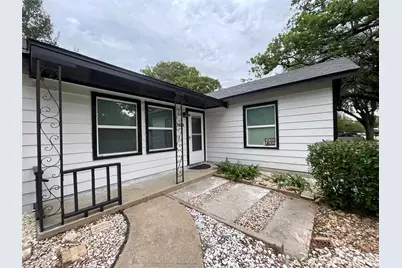 1008 Haley Avenue, Rockdale, TX 76567 - Photo 4