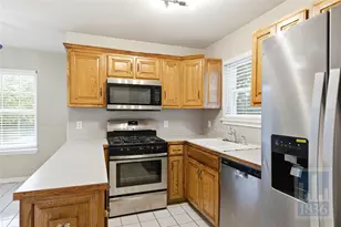 2305 Stratford Dr, Round Rock, TX 78664 - Photo 2