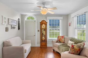 326 Centennial St, Carmine, TX 78932 - Photo 4