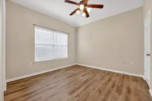 5625 Signal Point Point, Austin, TX 78724 - Photo 18