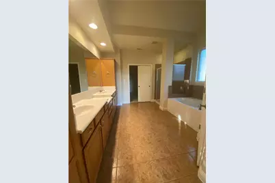 1813 Val Verde, Austin, TX 78732 - Photo 20