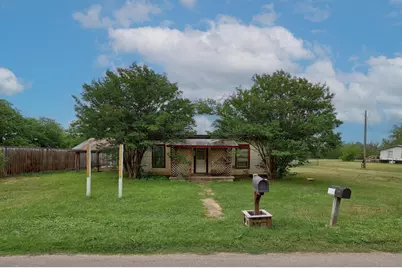 205 Fallwell Street, Liberty Hill, TX 78642 - Photo 2