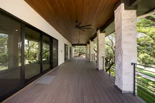 12 Treehaven Ln, The Hills, TX 78738 - Photo 24