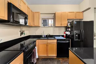 711 W 26th St, Austin, TX 78705 - Photo 8