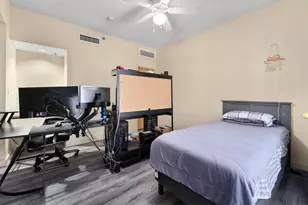 711 W 26th St, Austin, TX 78705 - Photo 22