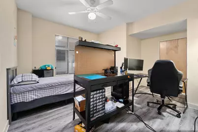 711 W 26th Street #508, Austin, TX 78705 - Photo 16