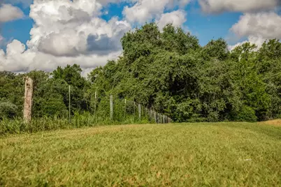 515 E St 543 Loop, West Point, TX 78963 - Photo 16