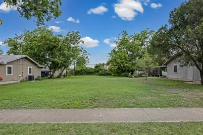 1209 Barbara Drive, San Marcos, TX 78666 - Photo 2