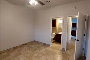 2505 S Oak Ln, Georgetown, TX 78628 - Photo 10
