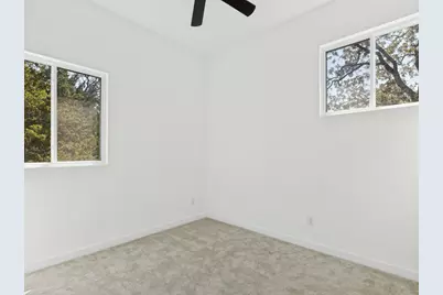 103 Mills Crossing, Bastrop, TX 78602 - Photo 14