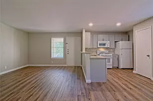 401 Hedgewood Dr, Georgetown, TX 78628 - Photo 1