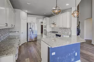 217 La Grotta Ln, Georgetown, TX 78628 - Photo 8