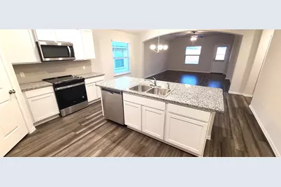 172 Pivot Drive, Taylor, TX 76574 - Photo 2