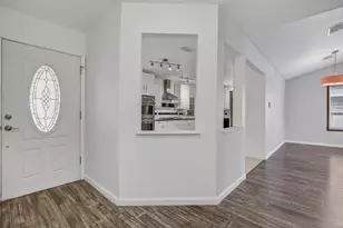 13135 Mill Stone Dr, Austin, TX 78729 - Photo 4