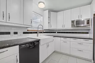13135 Mill Stone Dr, Austin, TX 78729 - Photo 14