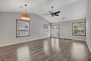 13135 Mill Stone Dr, Austin, TX 78729 - Photo 8