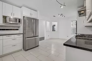 13135 Mill Stone Dr, Austin, TX 78729 - Photo 12