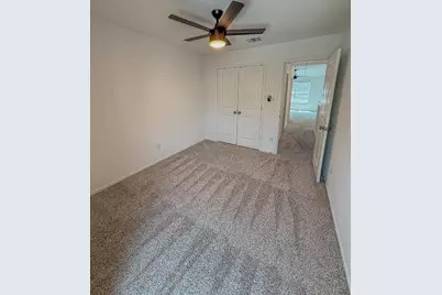 725 Bronco Billy Drive, Jarrell, TX 76537 - Photo 30