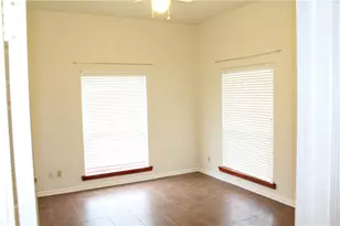 109 W 38th St, Austin, TX 78705 - Photo 10