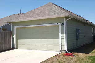 204 Oldbridge Dr, Hutto, TX 78634 - Photo 6