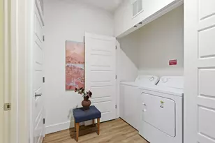 6444 Burnet Rd, Austin, TX 78757 - Photo 14