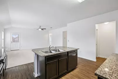 221 Alpha, Kyle, TX 78640 - Photo 8