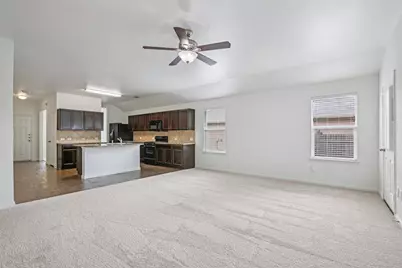 221 Alpha, Kyle, TX 78640 - Photo 4