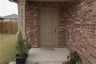 351 Musgrav, Kyle, TX 78640 - Photo 2