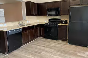 351 Musgrav, Kyle, TX 78640 - Photo 6