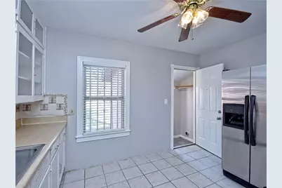 2710 Willow Street, Austin, TX 78702 - Photo 12
