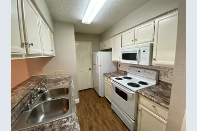 1013 Hyridge Street, Round Rock, TX 78664 - Photo 4